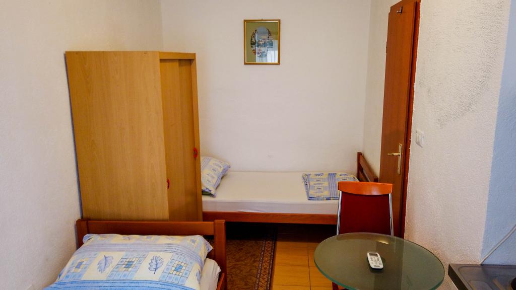 Soba apartman - Slika 1